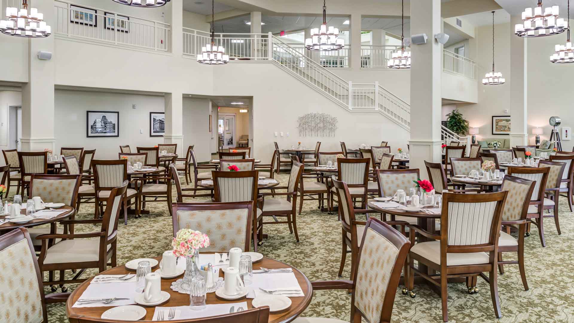 The dining room at Heatherwood set for mealtime